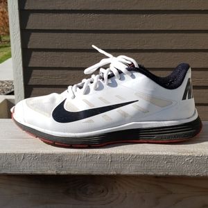 Nike Zoom - Size 9.5